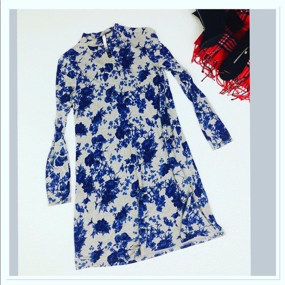 Kensie Dresses & Skirts - Kensie long sleeve mock neck floral dress